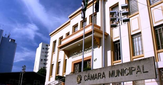 Projetos discutidos buscam melhorias em drenagem urbana e incentivos esportivos