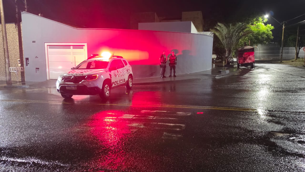 Homem é morto a tiros na porta de casa no Jardim Boa Vista em Araraquara