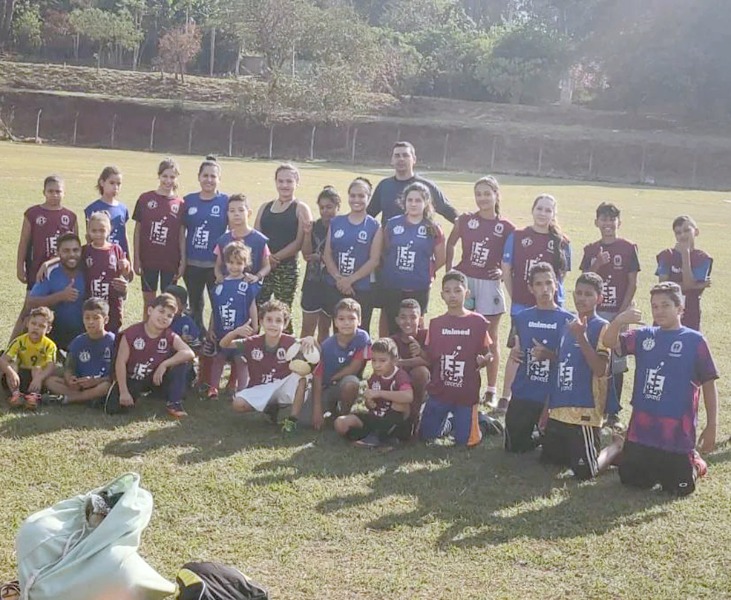 Jovens do Bela Vista têm aulas de futebol aos sábados