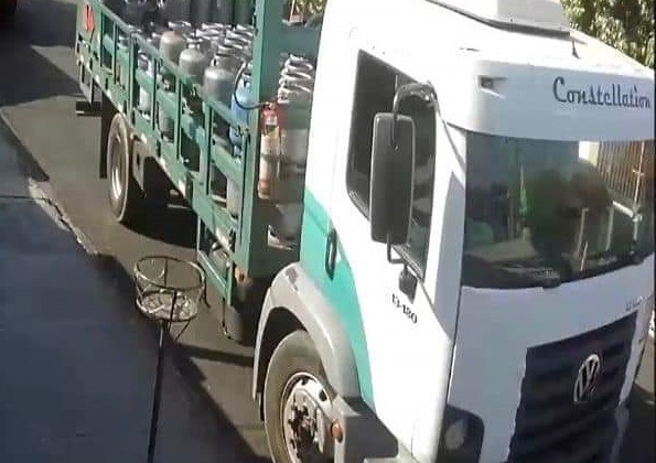 Motorista pede ajuda para recuperar caminhão de gás furtado em Boa Esperança do Sul