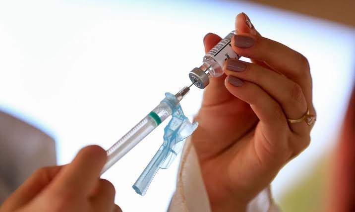Vacinação contra meningite e HPV para meninos é ampliada em Araraquara