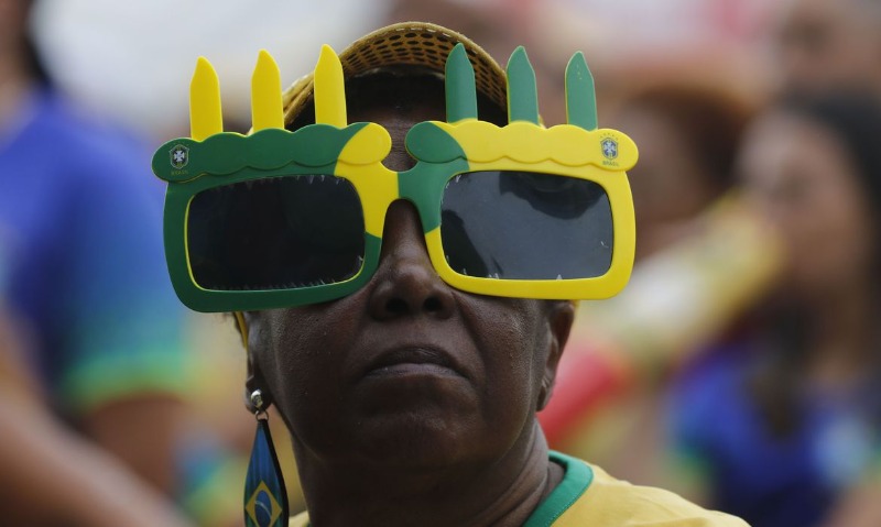Copa: Brasil enfrenta Camarões tentando manter 100% de aproveitamento