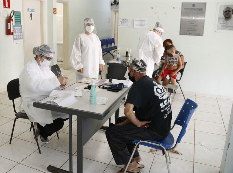 Sintomas Gripais? Saiba onde buscar por testes gratuitos em Araraquara durante recesso