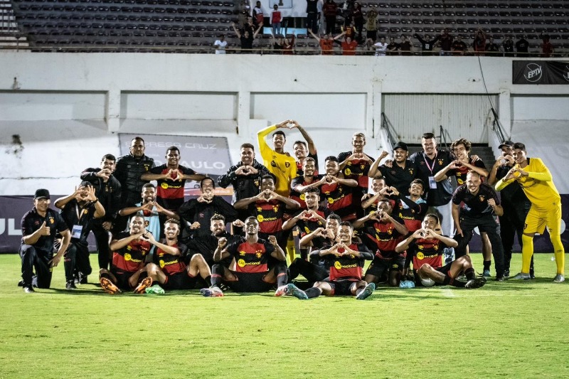 Sport vence o Cruzeiro na Arena Fonte Luminosa e se classifica para as quartas de final