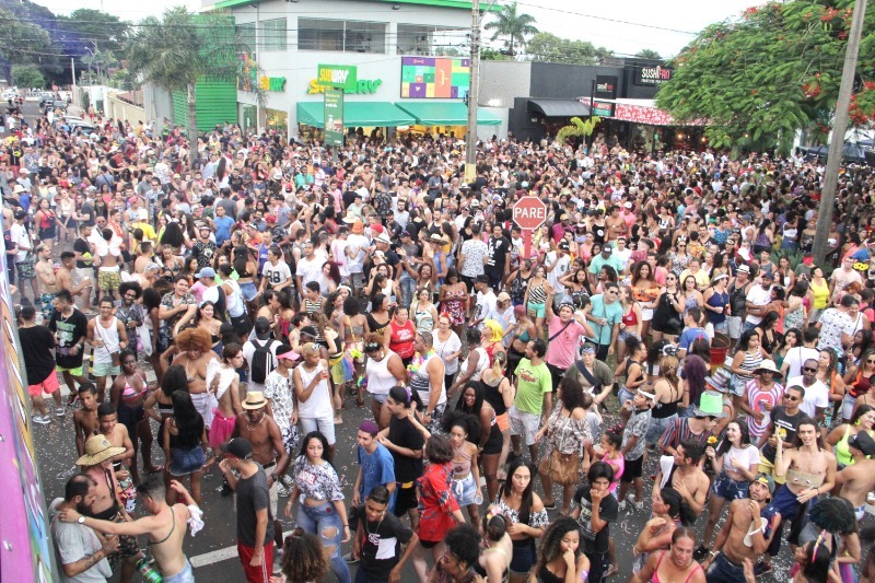 Doenças mais comuns durante o carnaval: entenda como aproveitar as festas sem preocupações