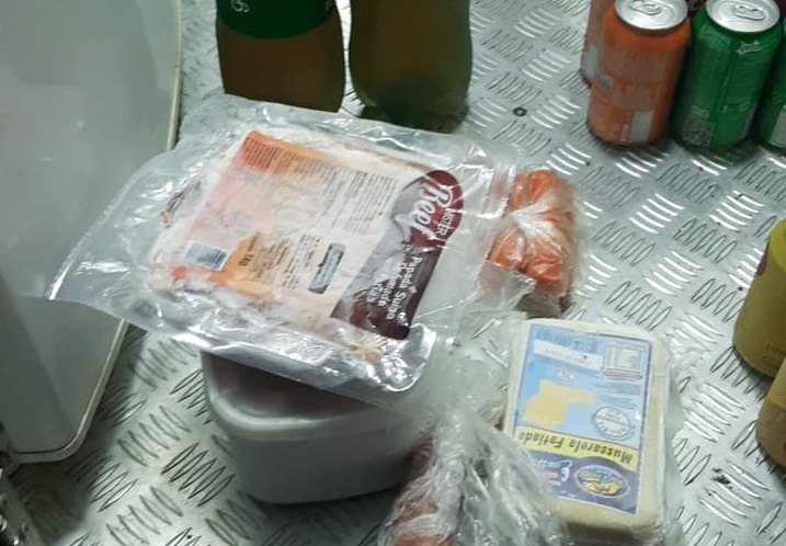 Homem é preso furtando carnes e cerveja de trailer de lanches em Boa Esperança do Sul