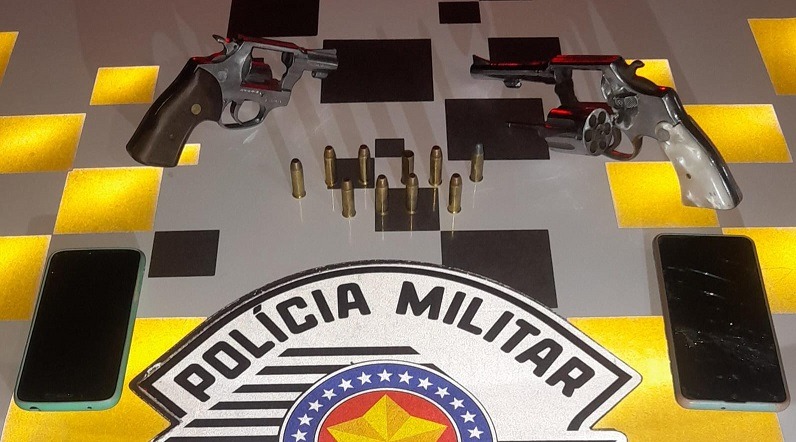 Polícia Rodoviária prende em flagrante trio por posse ilegal de arma de fogo na SP-310