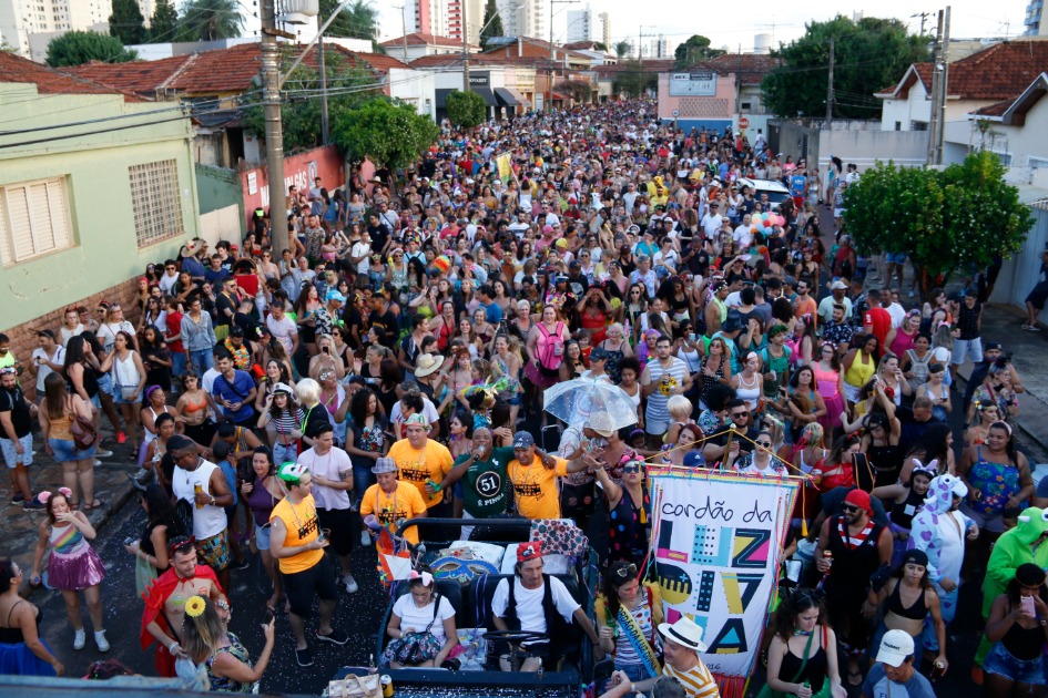 Cultura abre edital para apoio aos blocos de rua do Carnaval 2024 em Araraquara