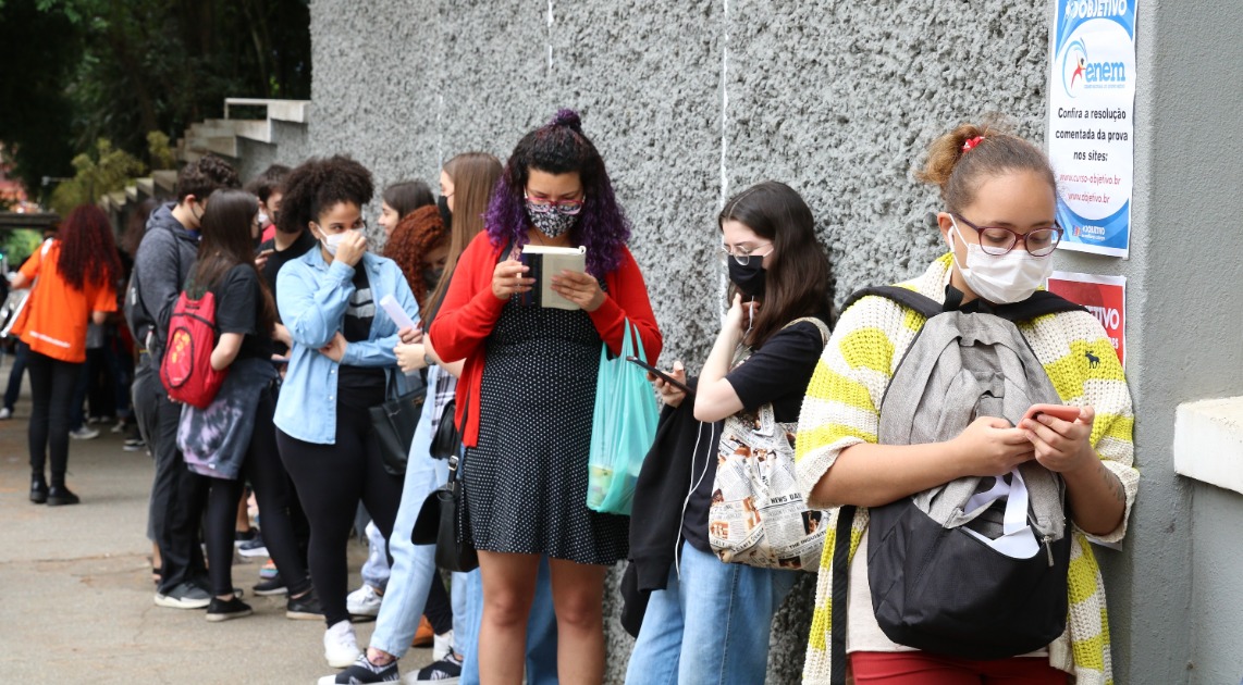 Pé-de-Meia: saiba como funcionará programa de incentivo para estudantes do Ensino Médio público