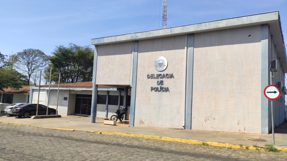 Corpo de mulher é encontrado com ferimento a faca em distrito de Matão