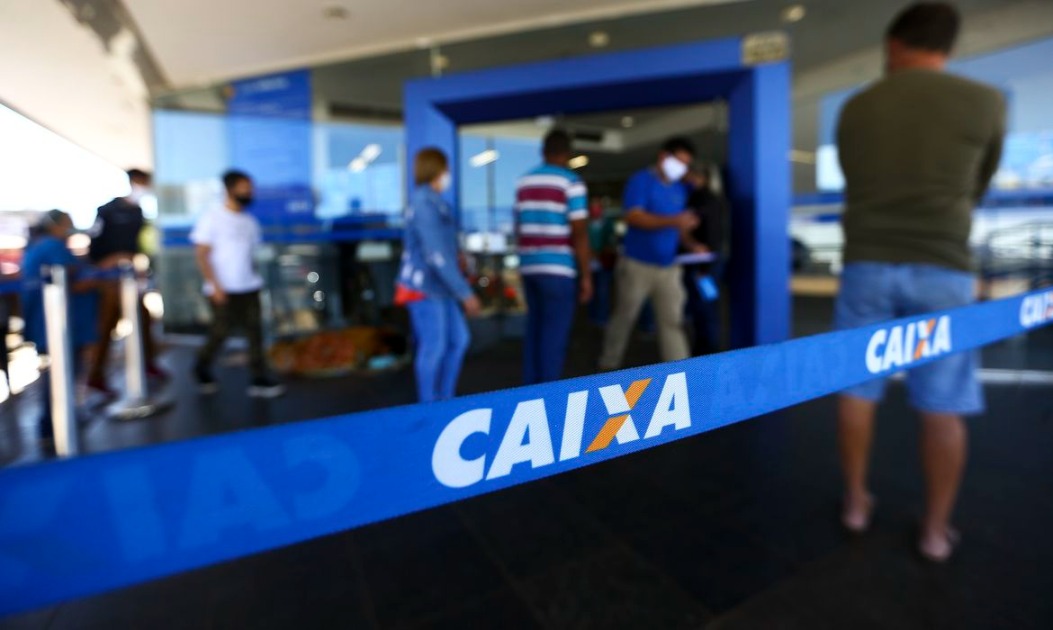 Caixa abre inscrições para Concurso Público; remuneração de até R$ 15 mil
