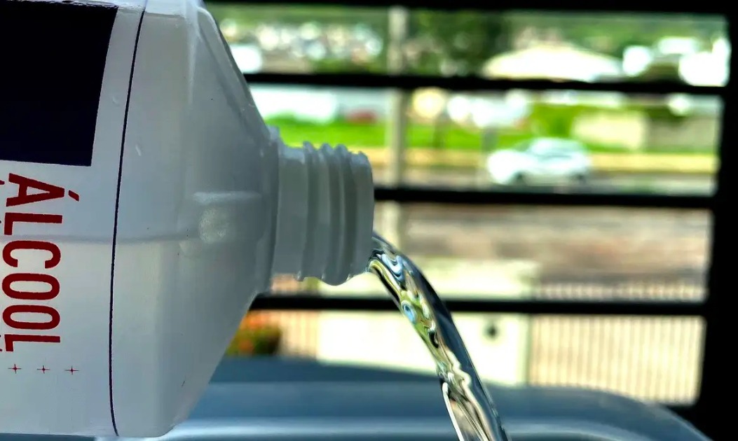 Venda de álcool líquido volta a ser proibida a partir do dia 29; entenda