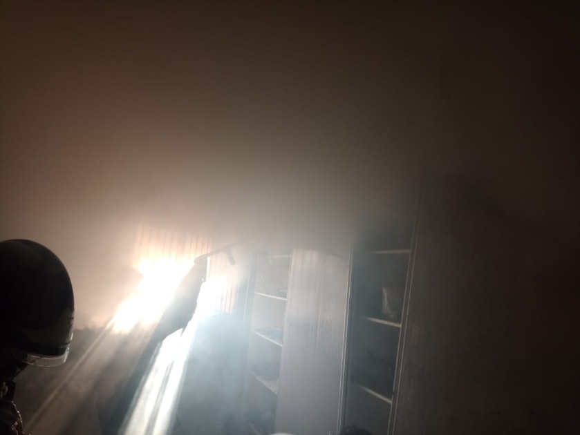 Incêndio atinge parte de escritório administrativo de igreja em Américo