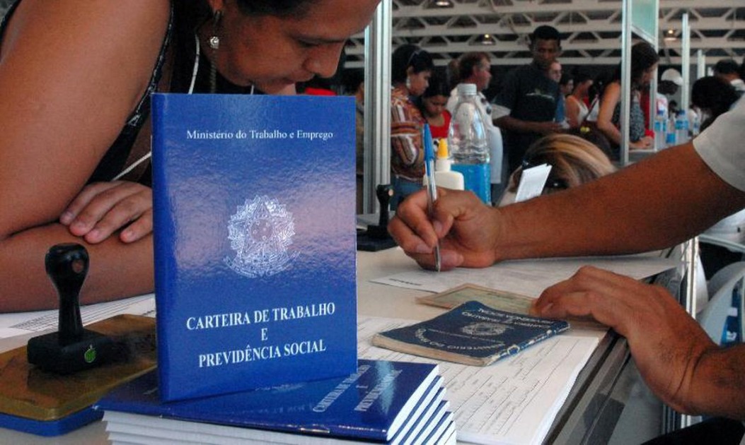 Motorista, recepcionista e pedreiro: empresas e indústrias abrem mais de 300 vagas de empego em Américo