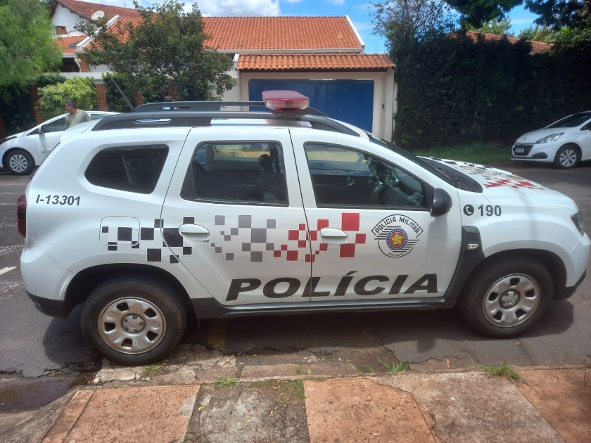 Mulher é agredida pelo marido e se defende com faca em Américo