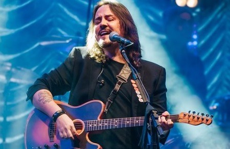 Araraquara recebe show incrível com cantor Dino Fonseca; ingressos à venda