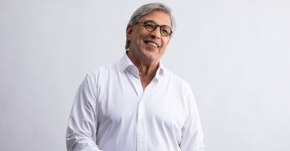 Ingressos para show gratuito de Ivan Lins no SESI Araraquara disponíveis nesta quarta; saiba como retirar