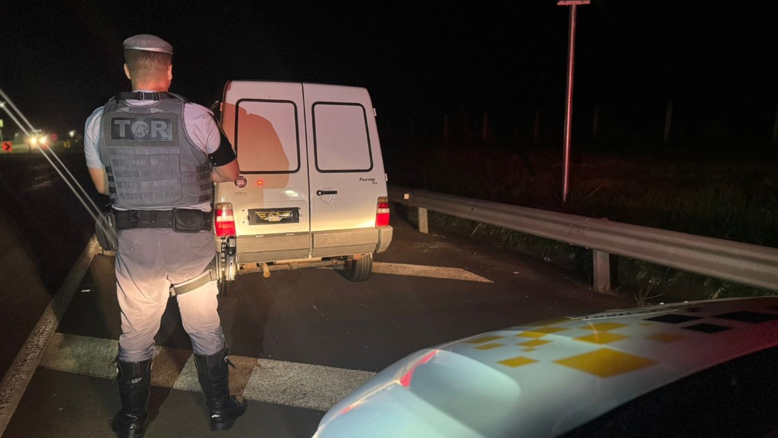 Motorista é detido pelo TOR com veículo furtado na SP-255 em Boa Esperança do Sul