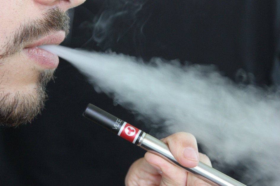 Vape: perigo invisível que pode ser mais viciante que o cigarro