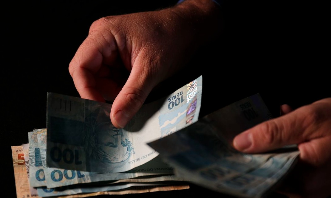 Dinheiro: pagamento do Pé-de-Meia começa nesta terça; saiba mais