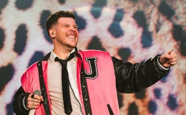Ferrugem e Turma do Pagode vão se apresentar dia 17 de abril em São Carlos; veja como comprar ingressos
