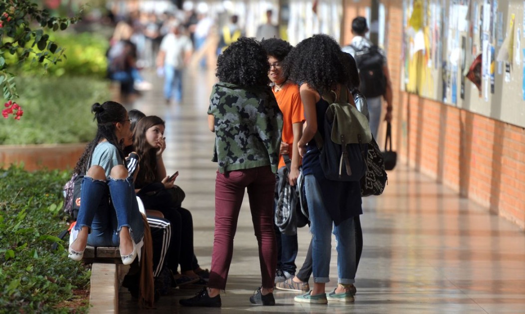 Prefeitura da região oferece estágio com bolsa de R$ 1,5 mil e vale-alimentação de R$ 700