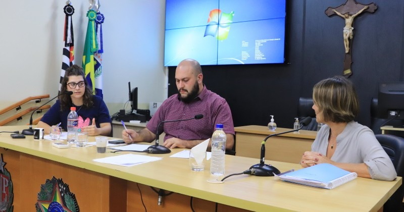 Decreto exclui 800 alunos do transporte escolar em Araraquara; 'Fui surpreendida', diz subsecretária