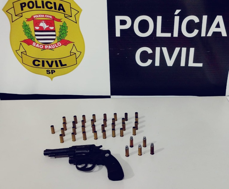 Homem é preso com arma de fogo durante ação conjunta entre PM e Polícia Civil em Trabiju