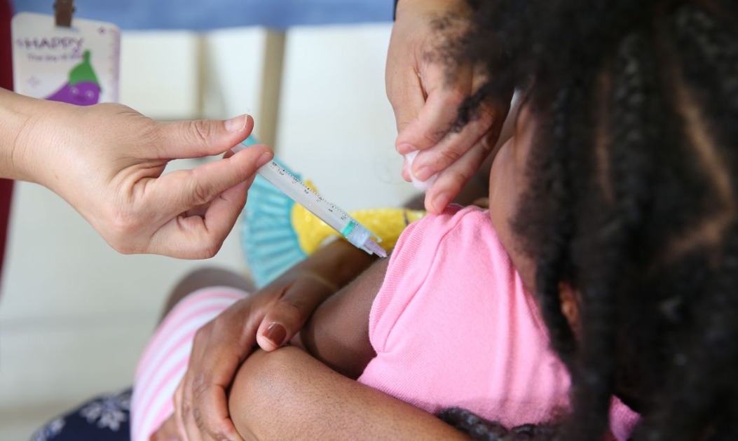 Veja o que muda com as novas regras da vacina contra meningite no SUS