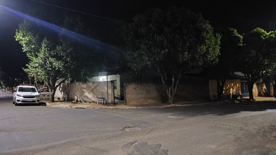 Ladrão é esfaqueado por morador ao tentar invadir casa em Trabiju