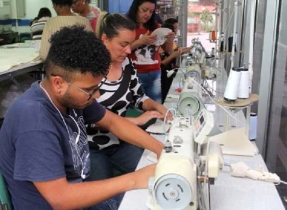 SENAI abre cursos gratuitos de costura e modelagem para iniciantes; veja como se inscrever