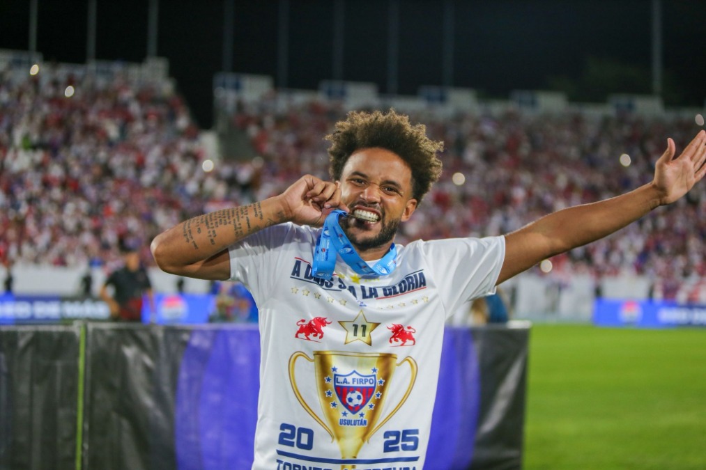 De Araraquara para o topo da América Central: Lucas Matheus é campeão nacional em El Salvador