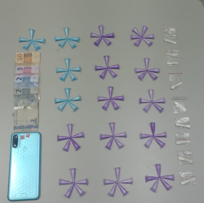 Adolescente é apreendido pelo GAT da GCM com drogas e dinheiro no Valle Verde