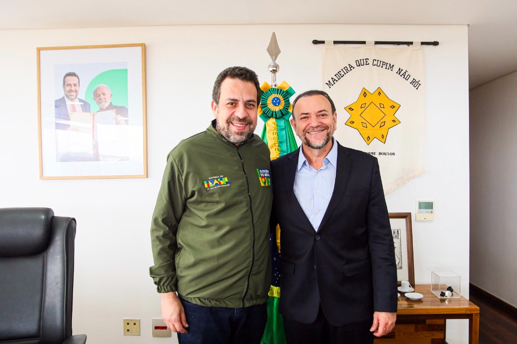 Boulos e Edinho acompanham Feira do GovBR na Rua em Araraquara nesta quarta