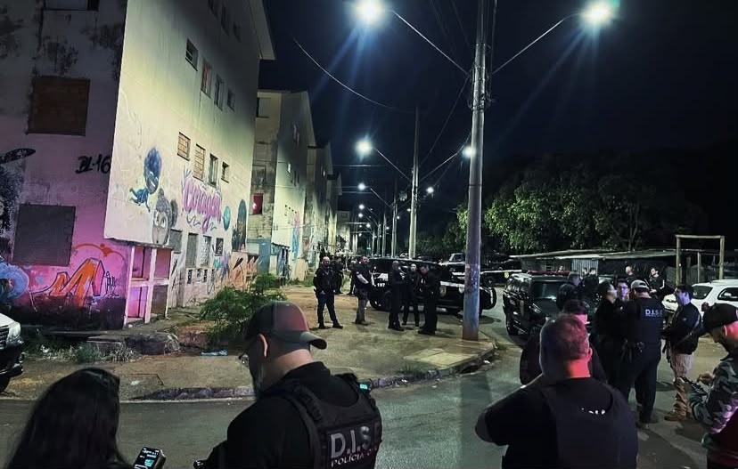 DISE prende 10 suspeitos e apreende grande quantidade de drogas e munições de fuzil no Residencial dos Oitis