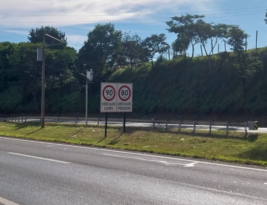 Arteris reduz velocidade na SP-255 para aumentar segurança em Araraquara