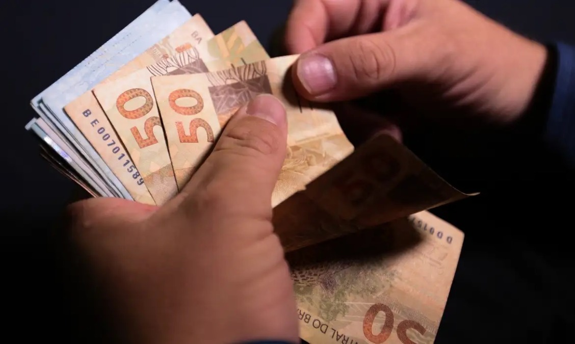 INSS inicia pagamentos de junho nesta quarta; veja quando o dinheiro cai na sua conta