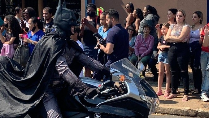 ‘Batman de Araraquara’ morre aos 60 anos e deixa legado de alegria na cidade