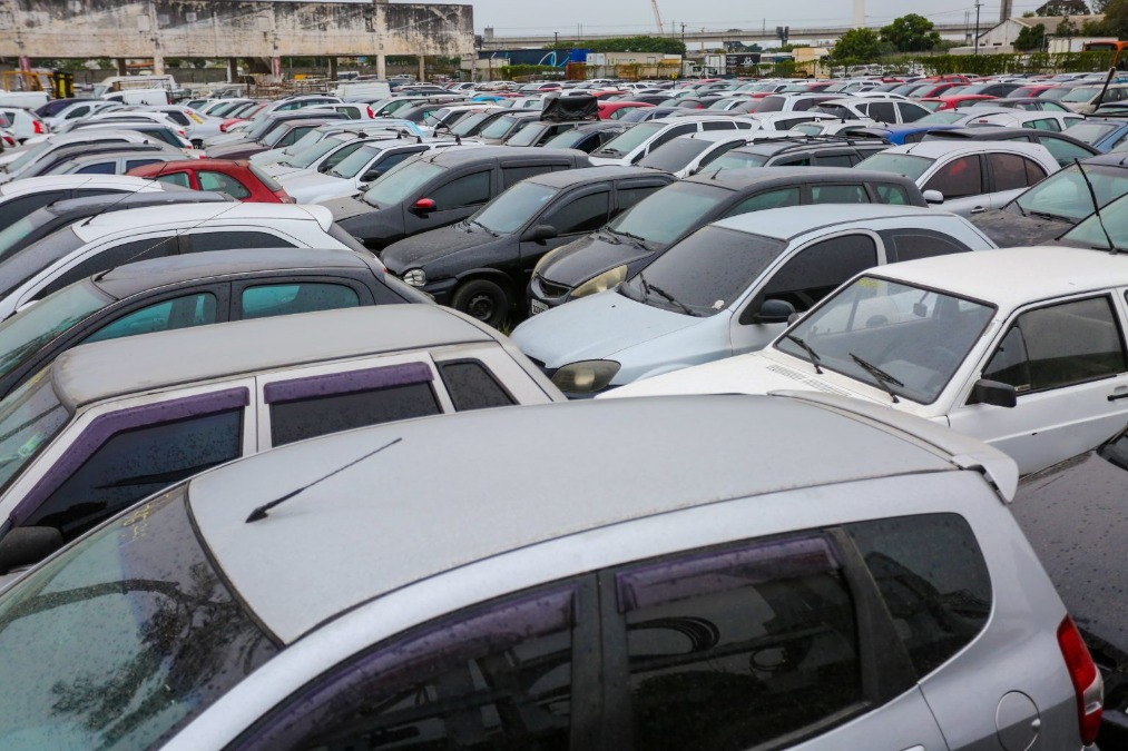 Detran-SP vai liberar pré-lances para leilão com quase 700 veículos em Araraquara; saiba as regras