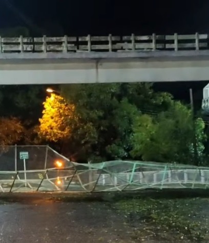 Temporal com granizo provoca estragos e paralisa serviços em Taquaritinga