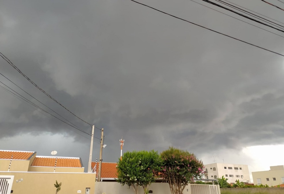 Previsão do tempo: Araraquara tem calor de 32°C e chuva à tarde