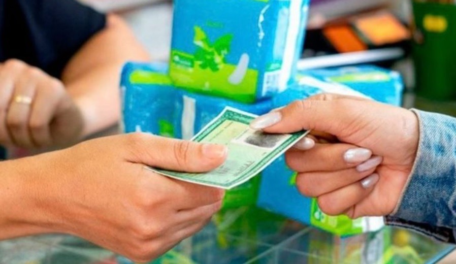 Absorventes gratuitos pelo SUS: veja quem tem direito e como retirar