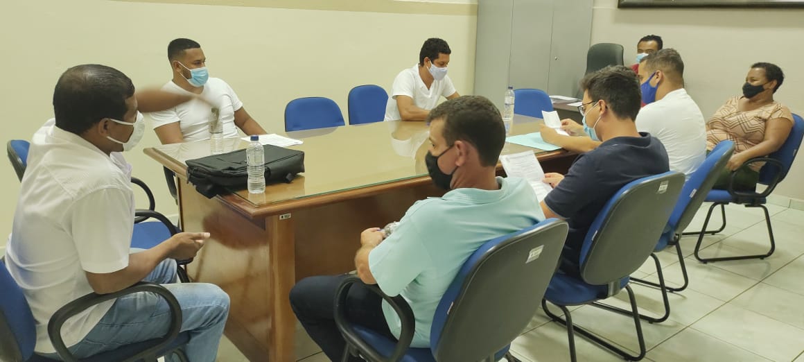 Prefeito e vereadores de Trabiju discutem medidas de prevenção ao coronavírus