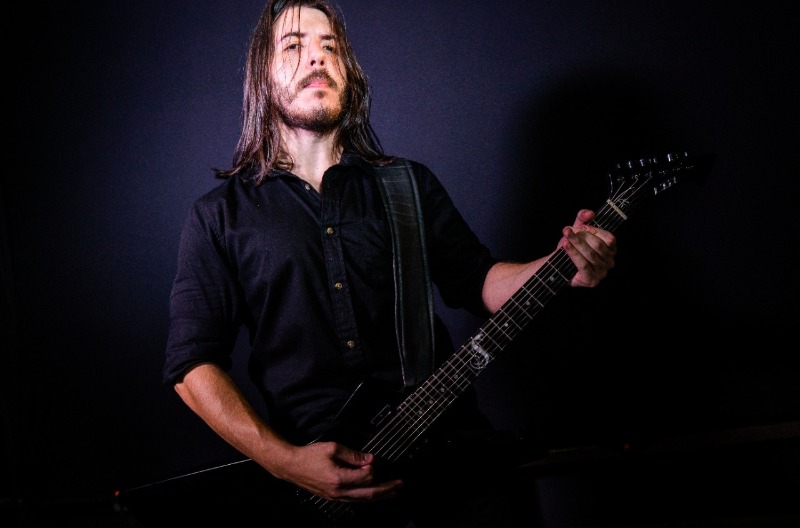 Rui Barbosa lança dois singles inéditos do projeto Pool Of Mensis