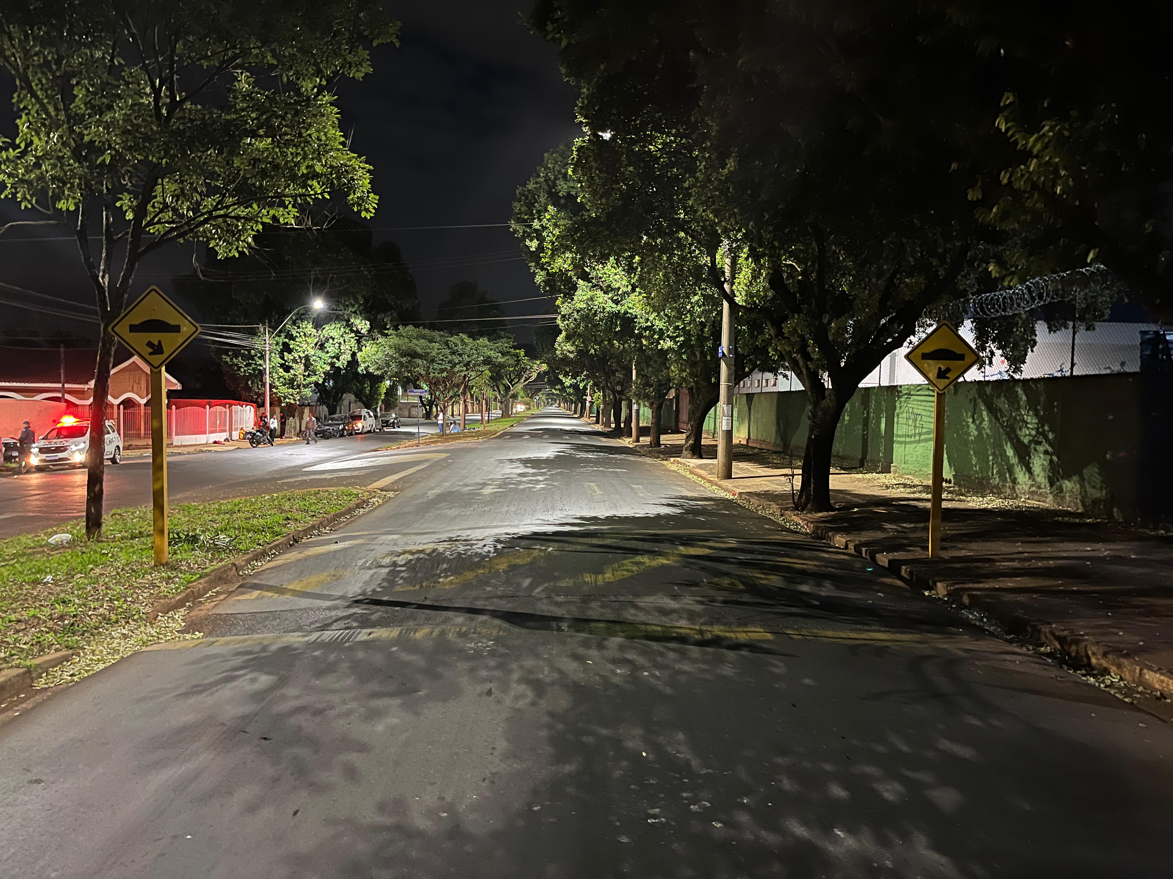 Foto: Flavio Fernandes/Araraquara Agora/Lombada Mal Sinalizada Impossível de Enxergar A Noite e Madrugada