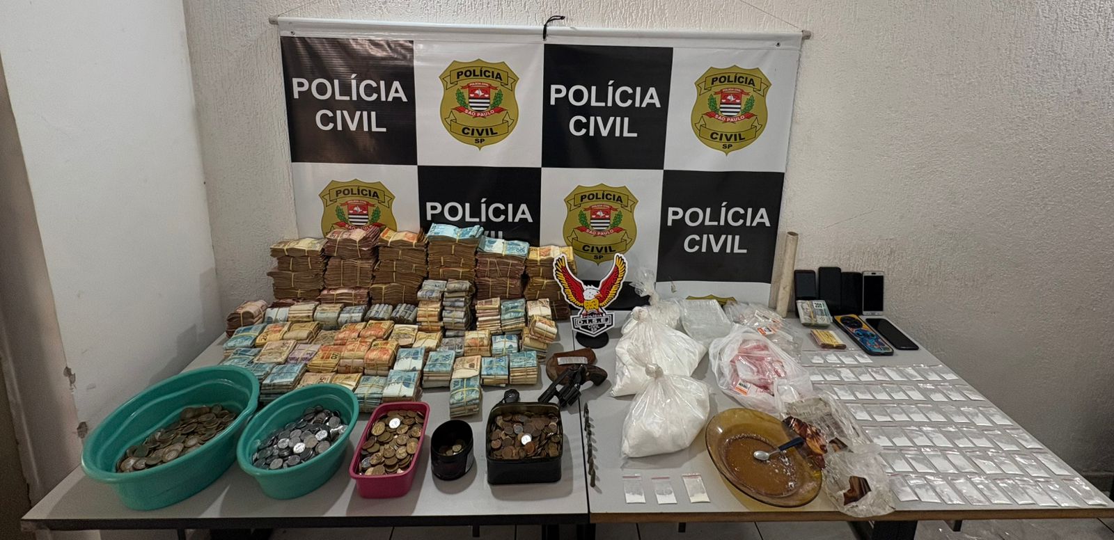 Foto: Divulgação/DISE/Apreensão de Dinheiro e Drogas