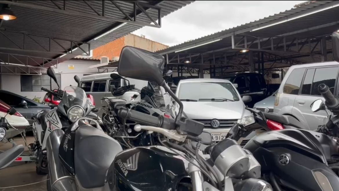 Foto: Flavio Fernandes/Araraquara Agora/Veículos Apreendidos Na Garagem