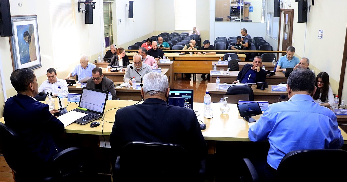 Dez de oito projetos foram aprovados na sessão de ontem (30)
