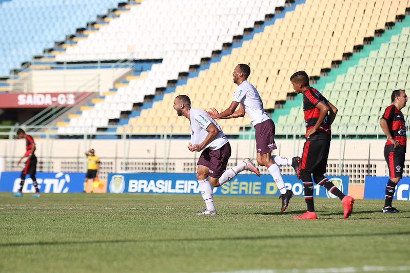 Foto 1 de 1 — Ferroviária empata com o Atlético-CE no primeiro duelo decisivo para o acesso