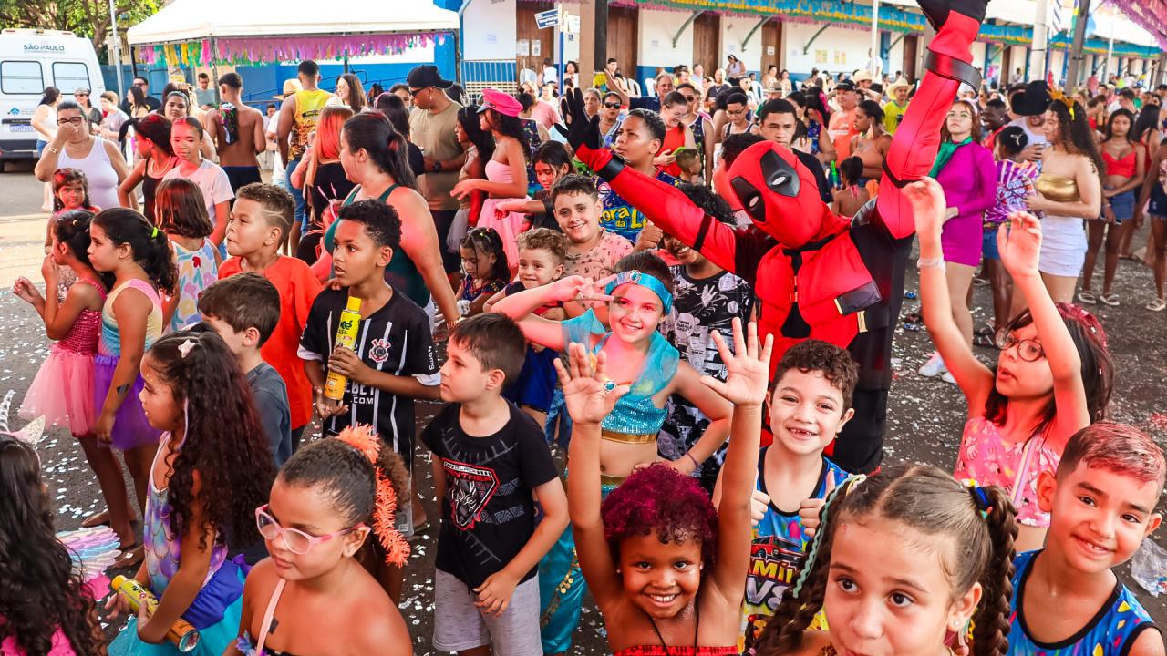 Foto 23 de 60 — Matinê Infantil e Banda Obahia agitam domingo de Carnaval em Trabiju; veja fotos